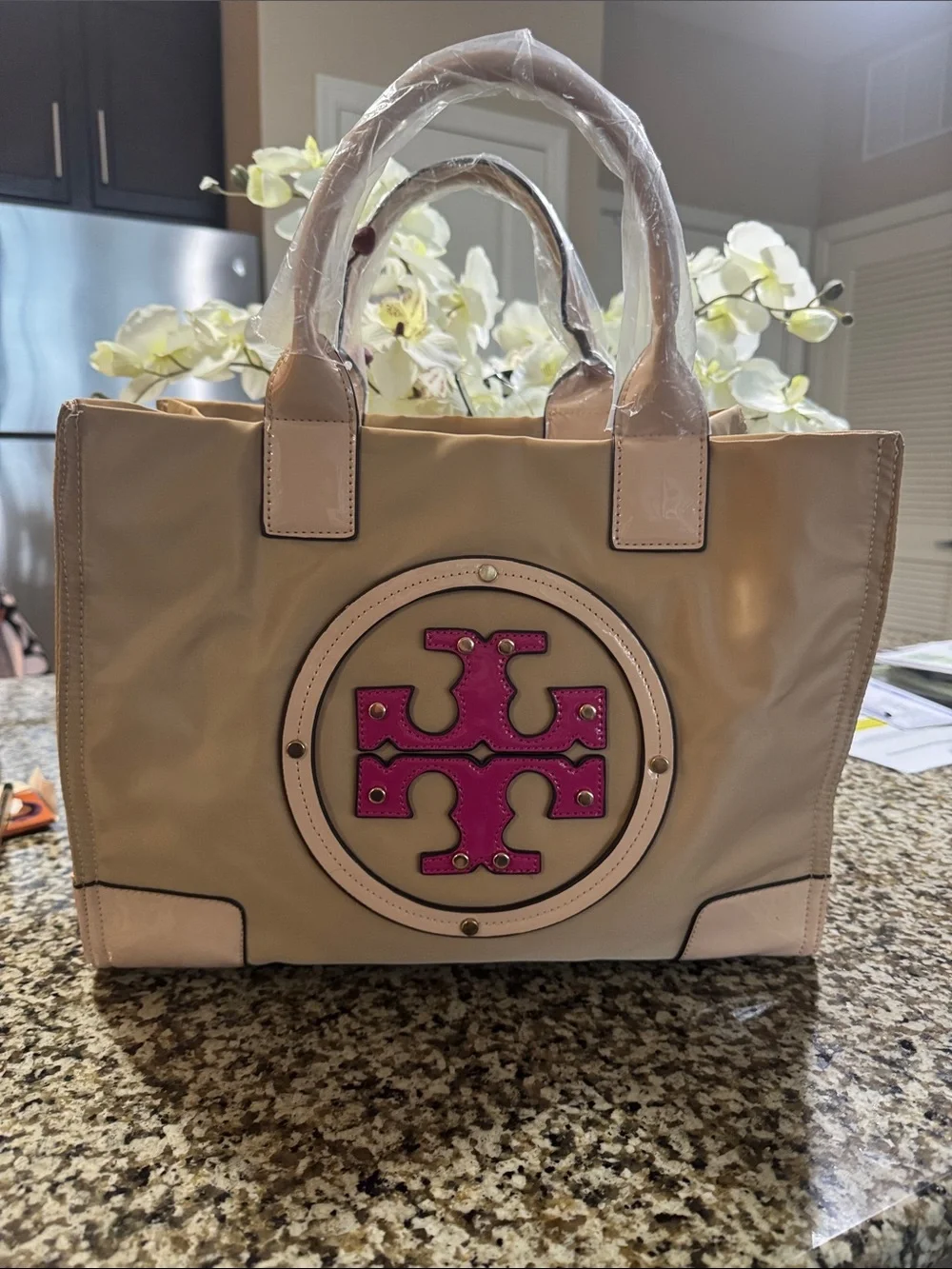 Tory Burch Beige Tote with Pink Logo Medallion